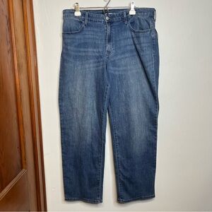 NWT Old Navy High Rise Wow Loose size 16 Medium Wash